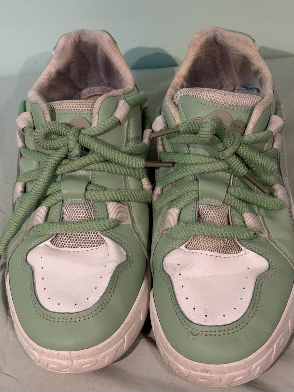 Men’s Mint Green and White Skating Sneakers